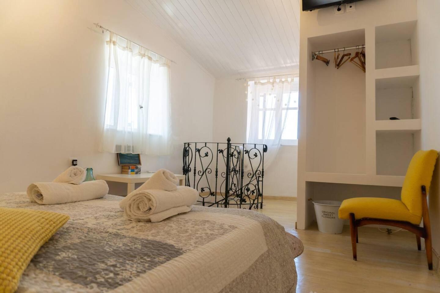 Nina'S Traditional House By Estia Valanio Luaran gambar